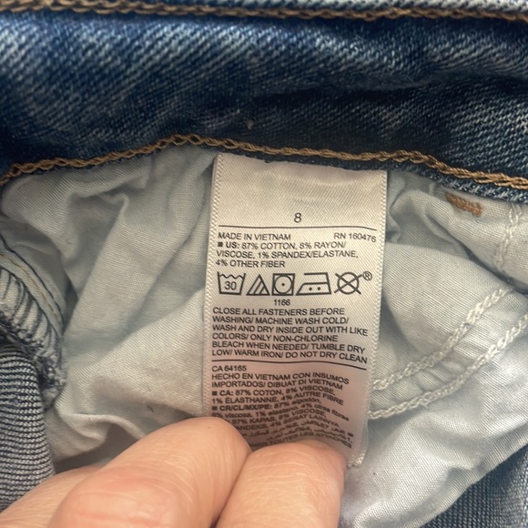 Old Navy Rockstar Super Skinny Mid-Rise - Picture 4 of 4